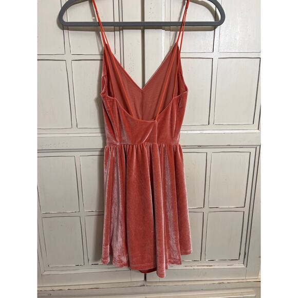 Silence + Noise size medium velvet jumpsuit - Picture 3 of 5